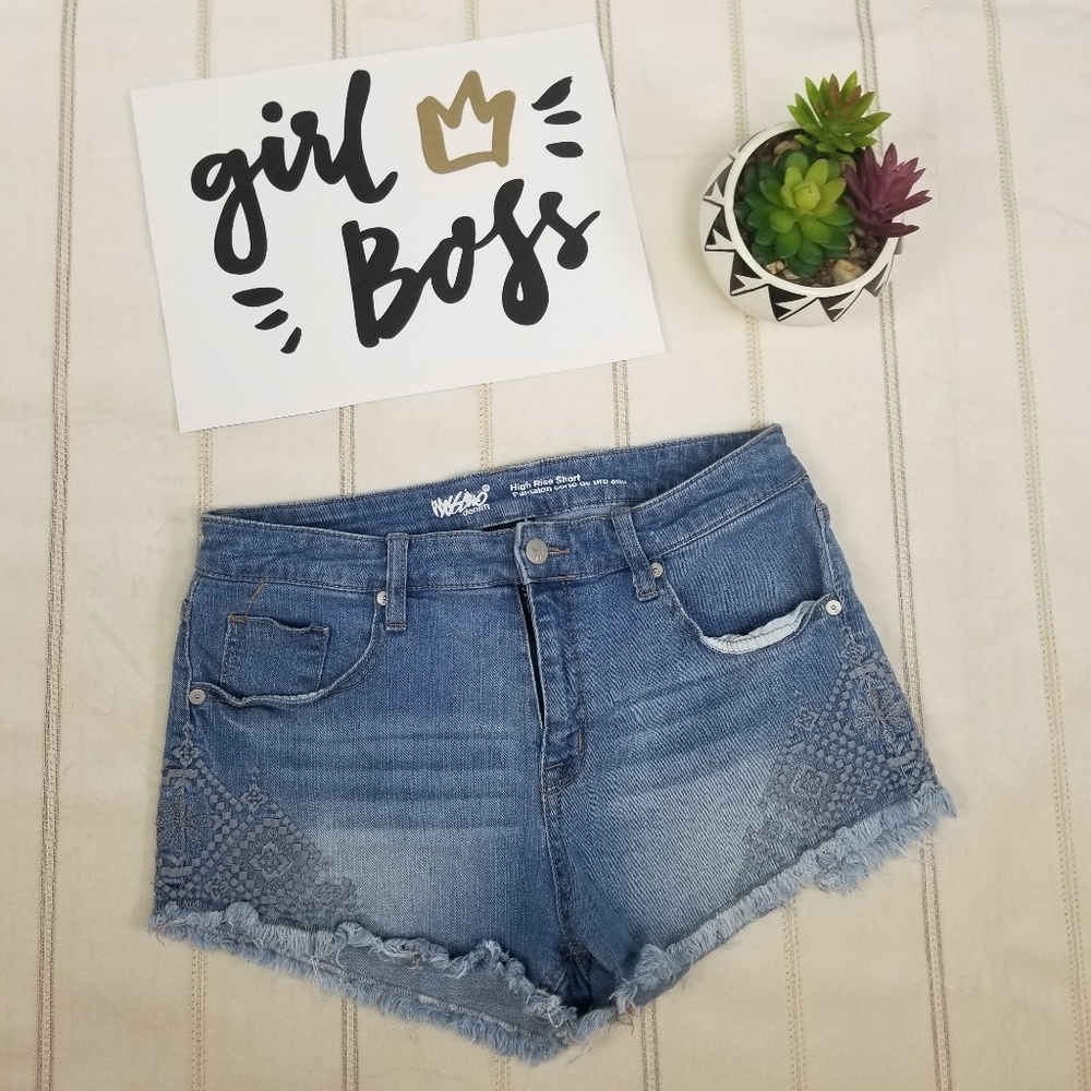 High waist raw hem blue jeans short size 12 -C9